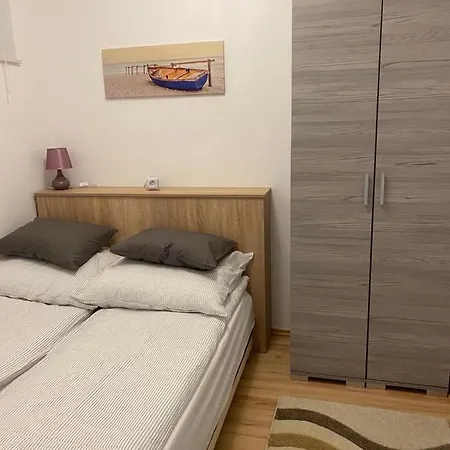 Belu Apartman *